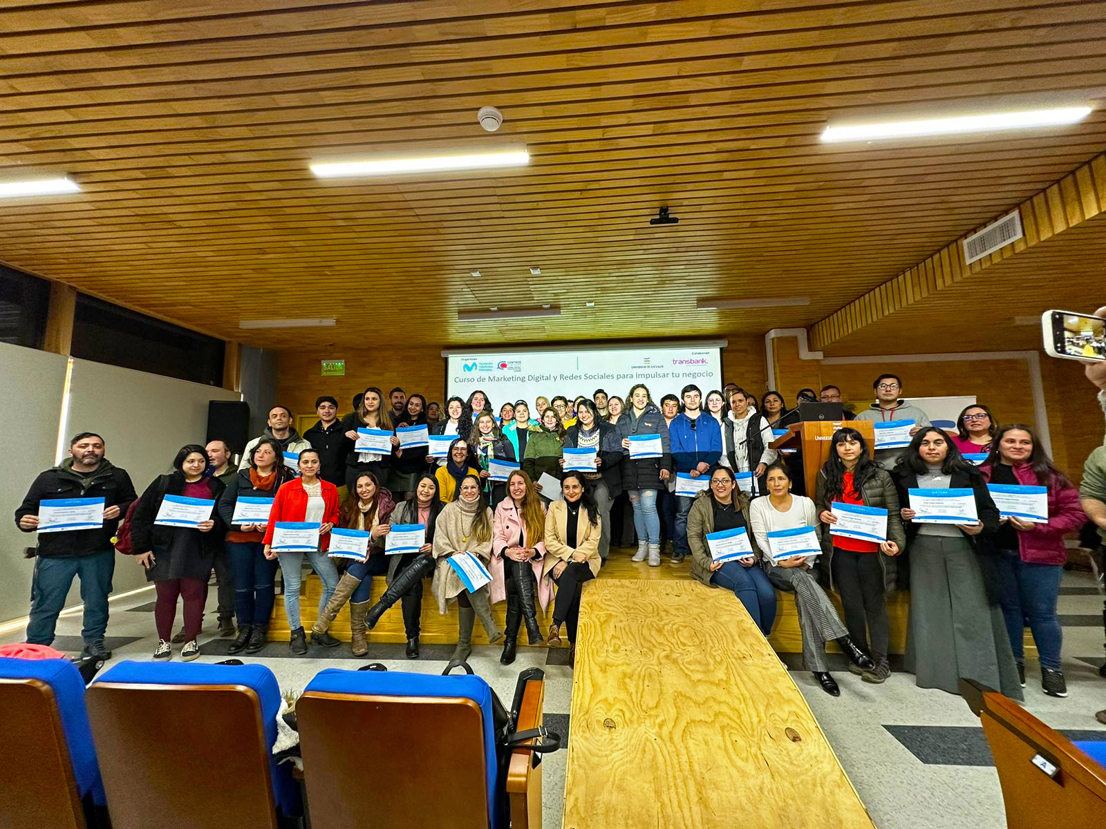 Más de un centenar de participantes finalizaron el curso de Marketing Digital y Redes Sociales para habitantes de Chiloé